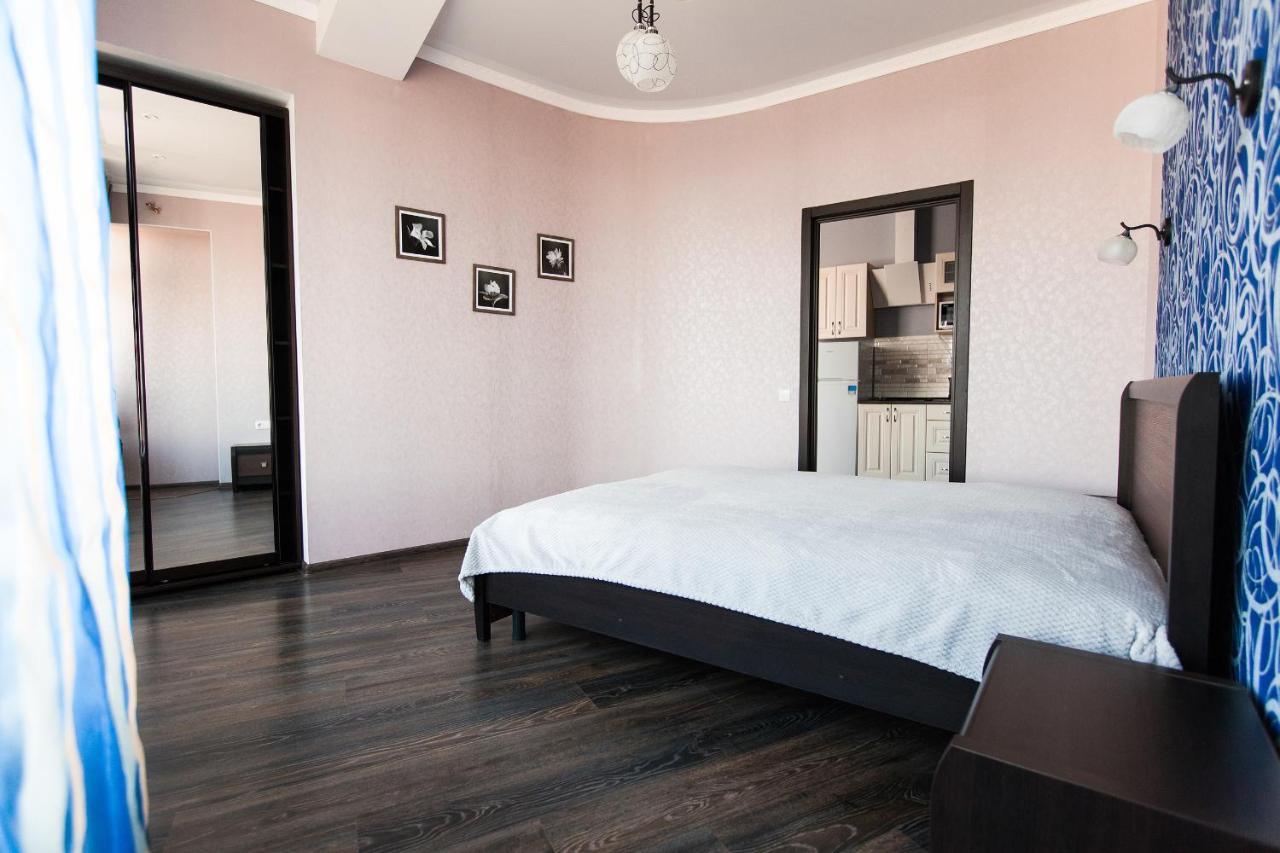 Sun City Apart Hotel นิปโปร ภายนอก รูปภาพ